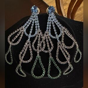 Henri Bendel Multi Color Stone Statement
Earrings Swarovski Crystals Silver
NWOT